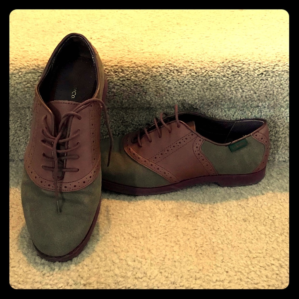 G.H. Bass & Co. Women’s Oxfords Size 8M